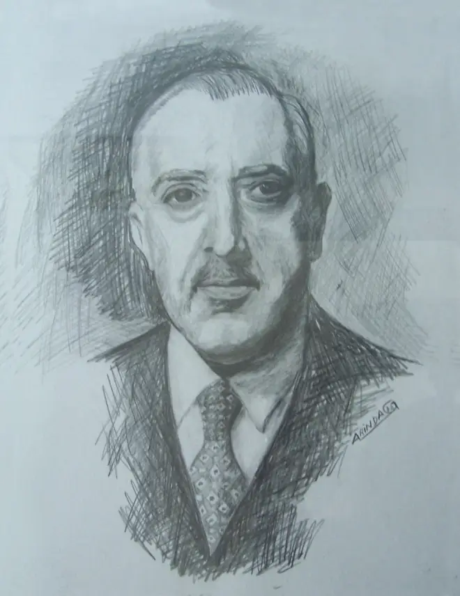 Retrato histórico de José Roger Balet con traje y gafas