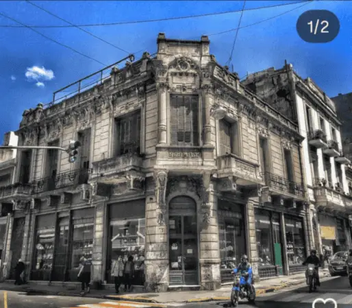 Click to enlarge historical photograph Facade of Bazar La Luna in Buenos Aires