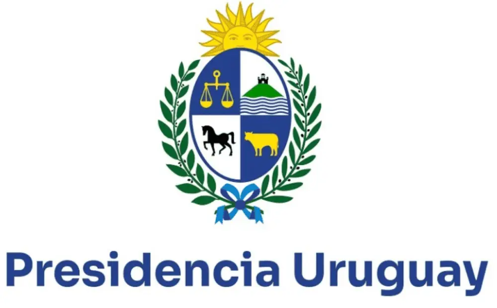 Click to enlarge historical photograph Coat of arms of the Government of Uruguay, which declared José Roger Balet Benefactor of Public Schools in 1963