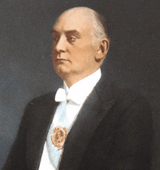 Click to enlarge historical photograph Portrait of Argentine President Marcelo T. de Alvear