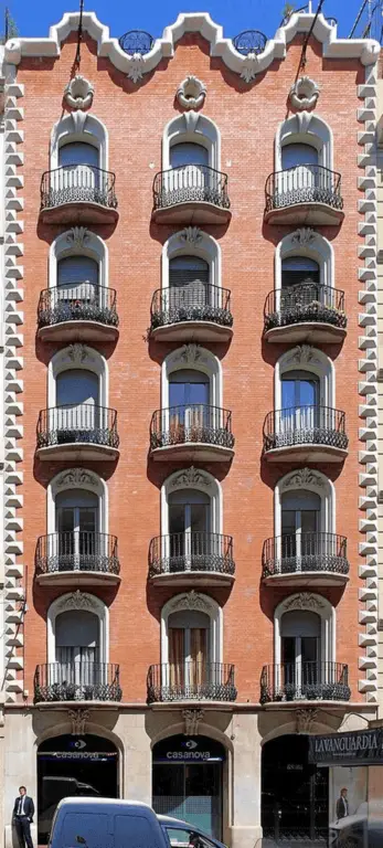Click to enlarge historical photograph Modernista building designed by master builder Domènec Balet i Nadal in Barcelona